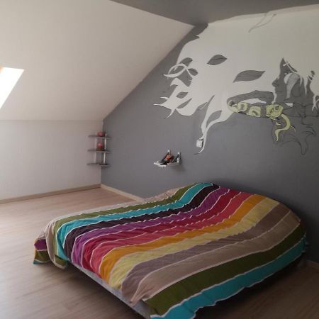 Chambre A Villemandeur Chez L'Habitant Exterior foto
